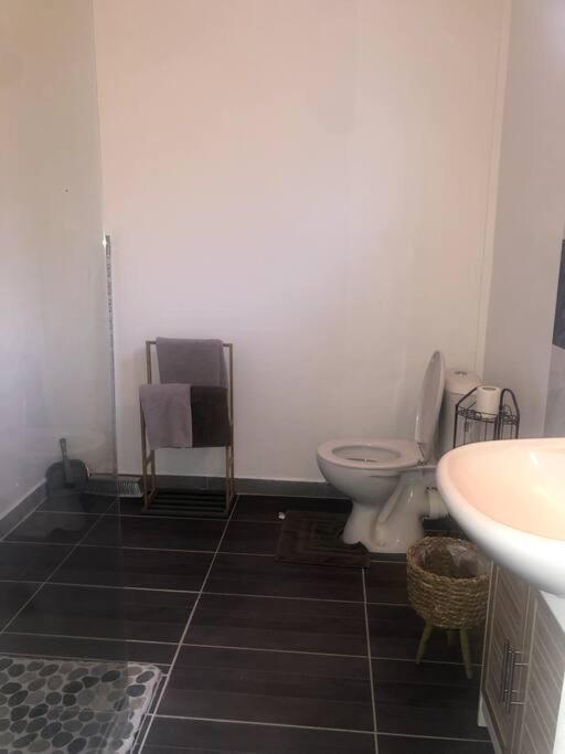 Studio Cosy Avec Piscine Saint-Joseph ภายนอก รูปภาพ